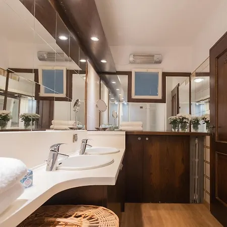 Villa Visina By Rent All Como Carate Urio